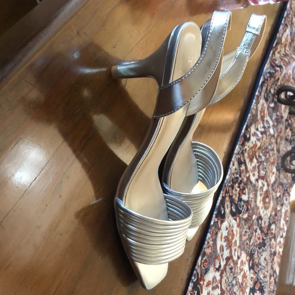H by Halston metallic silver heels - Picture 6 of 8